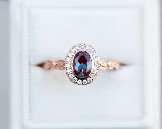 Crown of thorns with oval lab alexandrite