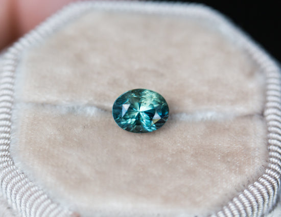 2.1ct oval blue/teal sapphire