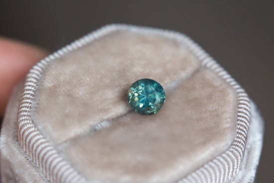 1.65ct blue green sapphire
