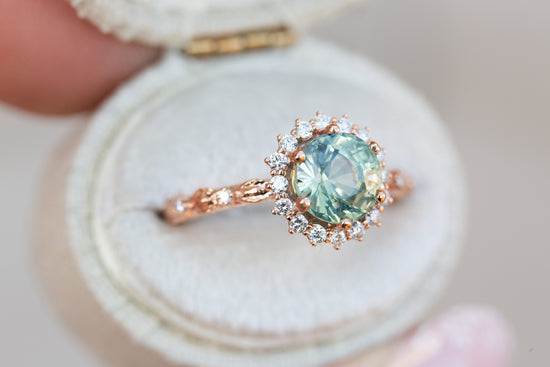 Egwene setting with round teal sapphire