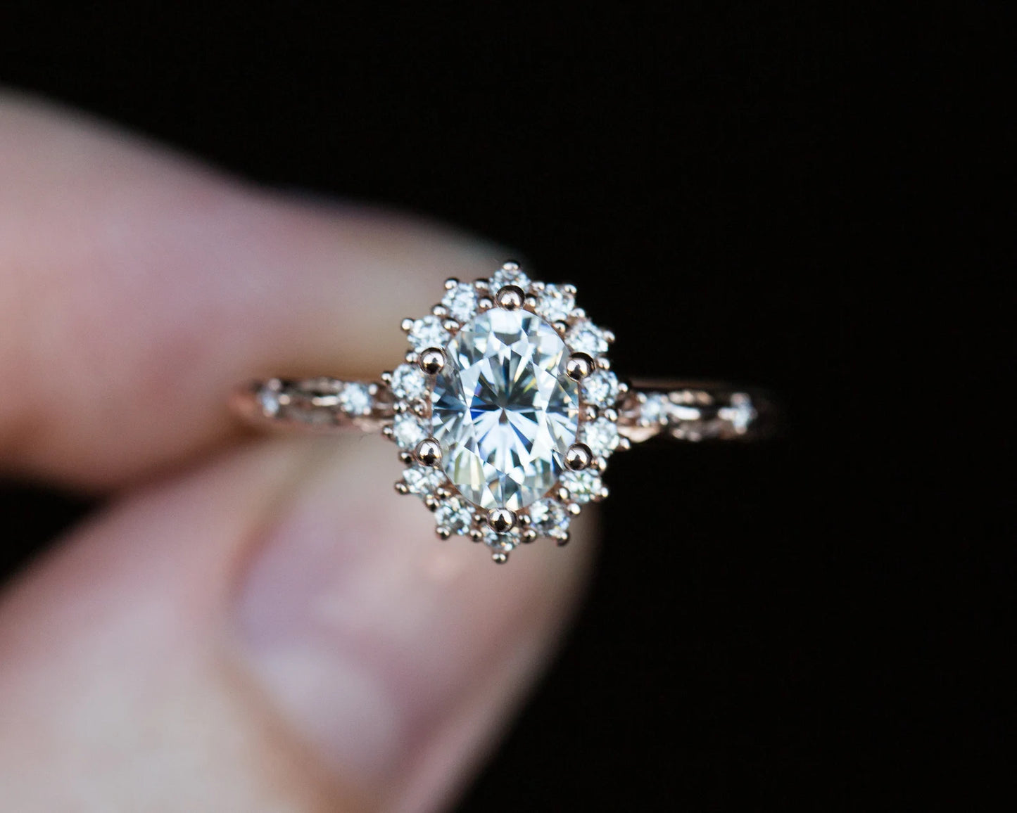 Egwene setting with oval moissanite