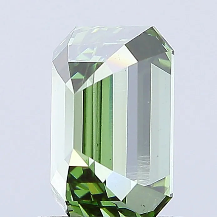 1.56ct Emerald Lab Grown Diamond (Colour Fancy Vivid Green, Clarity VS1, IGI Certified)