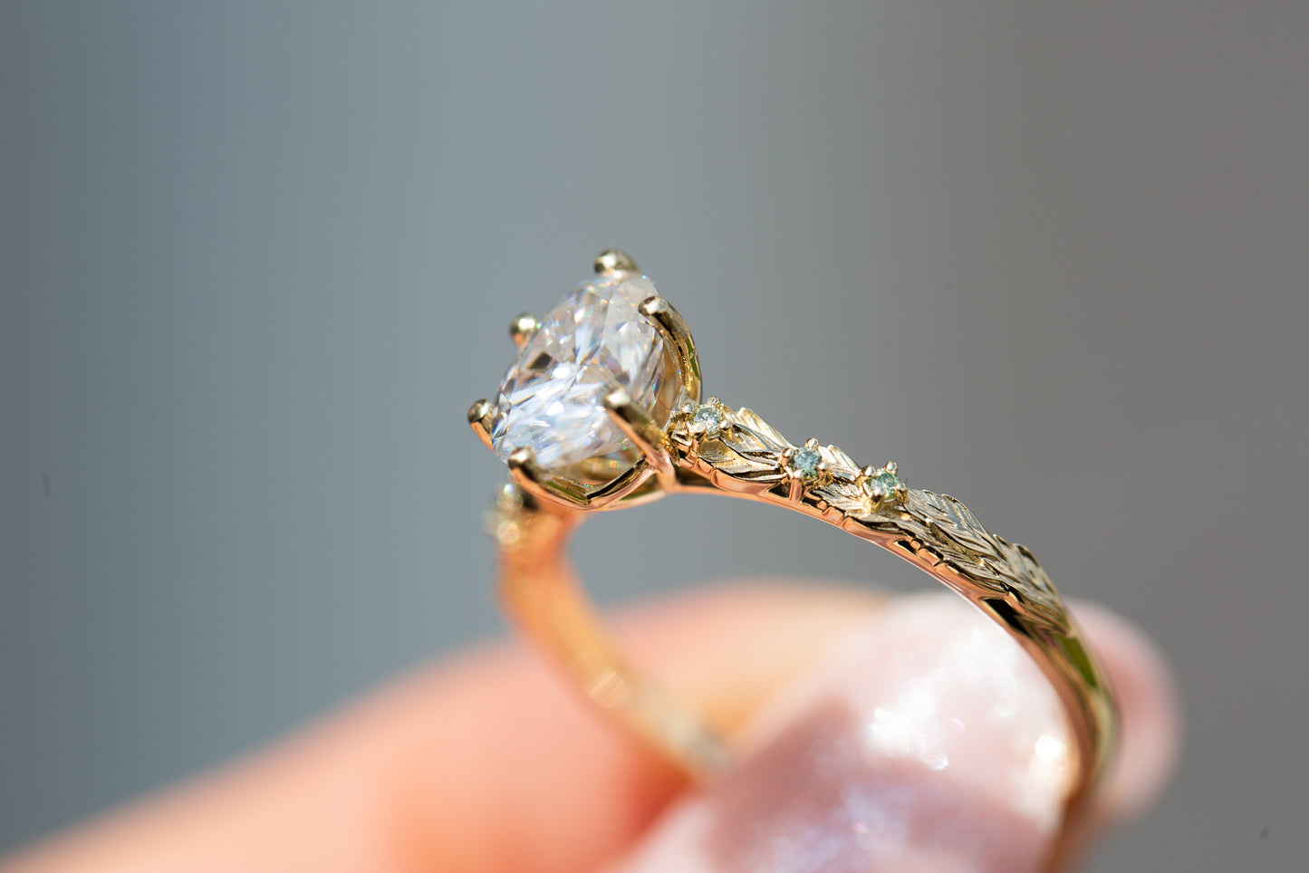 Load image into Gallery viewer, Rowan setting with oval moissanite and mint diamonds
