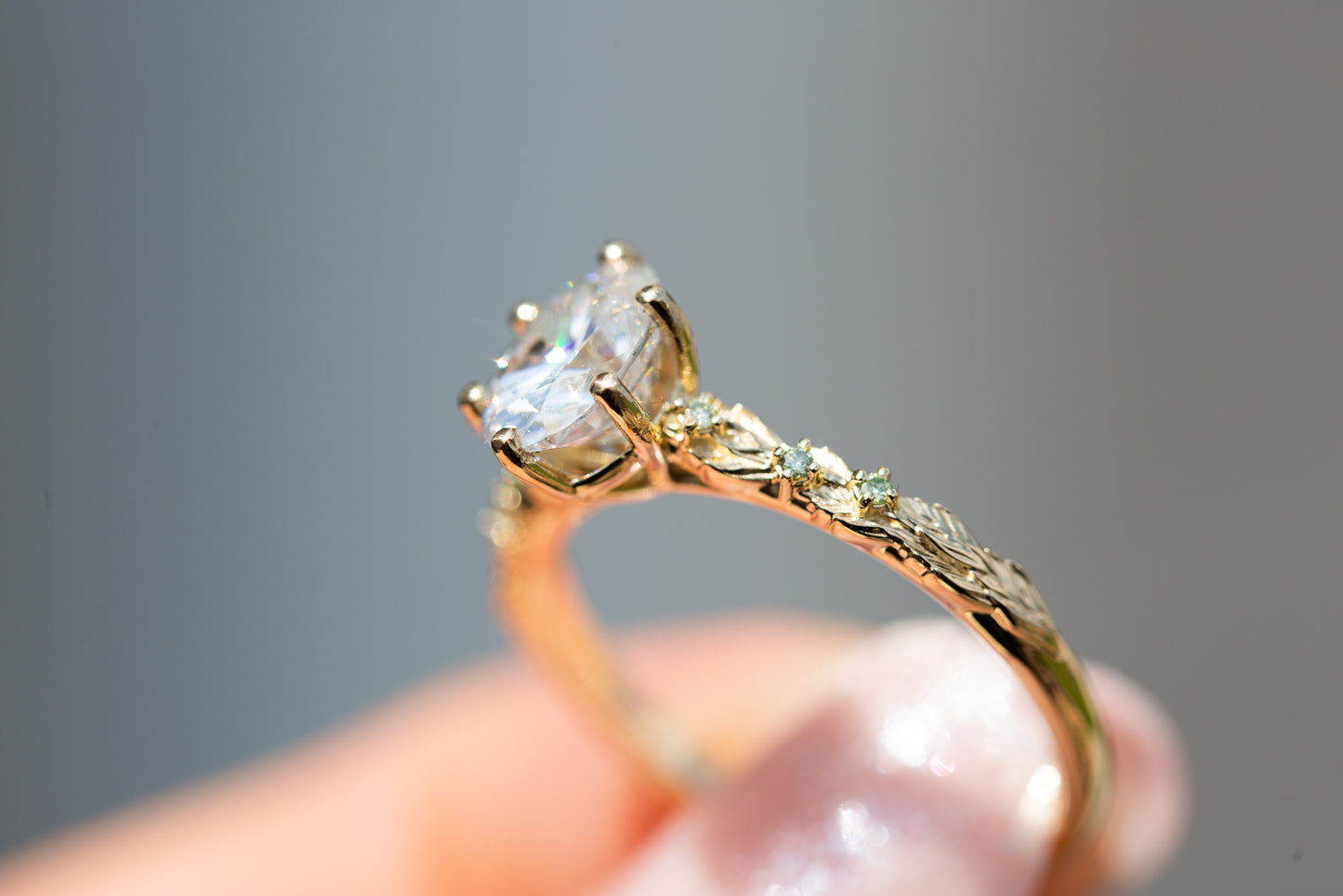 Load image into Gallery viewer, Rowan setting with oval moissanite and mint diamonds
