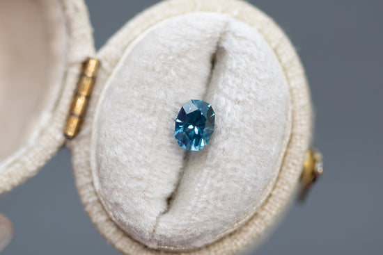 0.89ct Oval Blue Teal Sapphire - Earth's Treasury