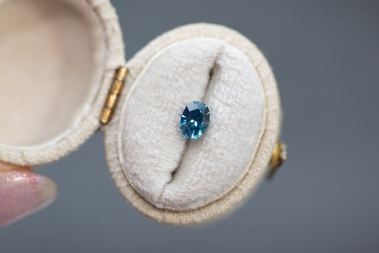 0.89ct Oval Blue Teal Sapphire - Earth's Treasury