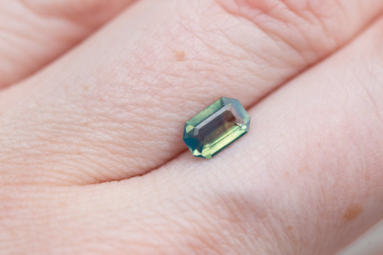 .975ct emerald opalescent teal sapphire