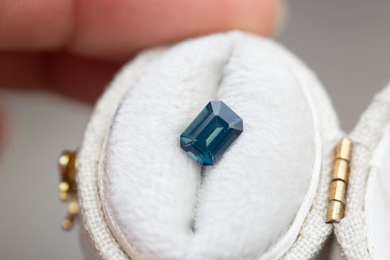 .95ct emerald opalescent blue teal sapphire