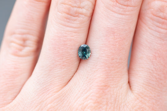 0.82ct Oval Teal Sapphire - Earth's Treasury