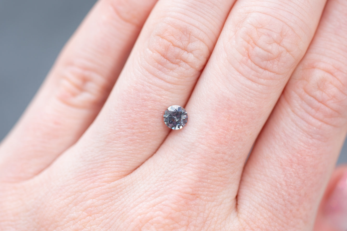 0.79ct Round Lavender Gray Sapphire - Earth's Treasury