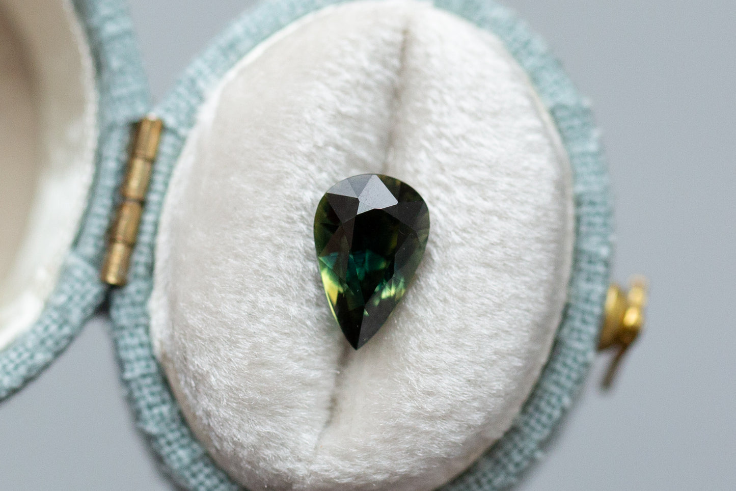 2.03ct Pear Green and Yellow Sapphire