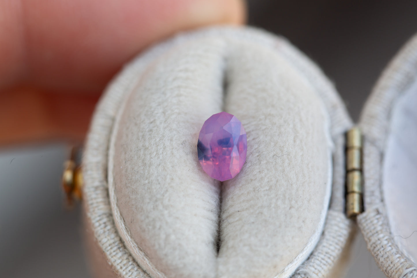 1.41ct oval opalescent pink purple sapphire