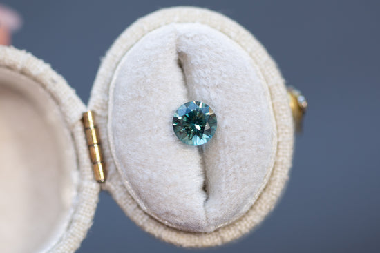 1.14ct Round Teal Green Parti Sapphire - Earth's Treasury