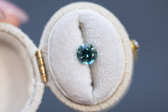 1.14ct Round Teal Green Parti Sapphire - Earth's Treasury