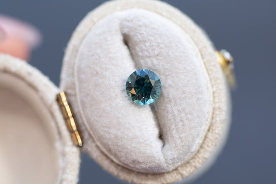 1.14ct Round Teal Green Parti Sapphire - Earth's Treasury