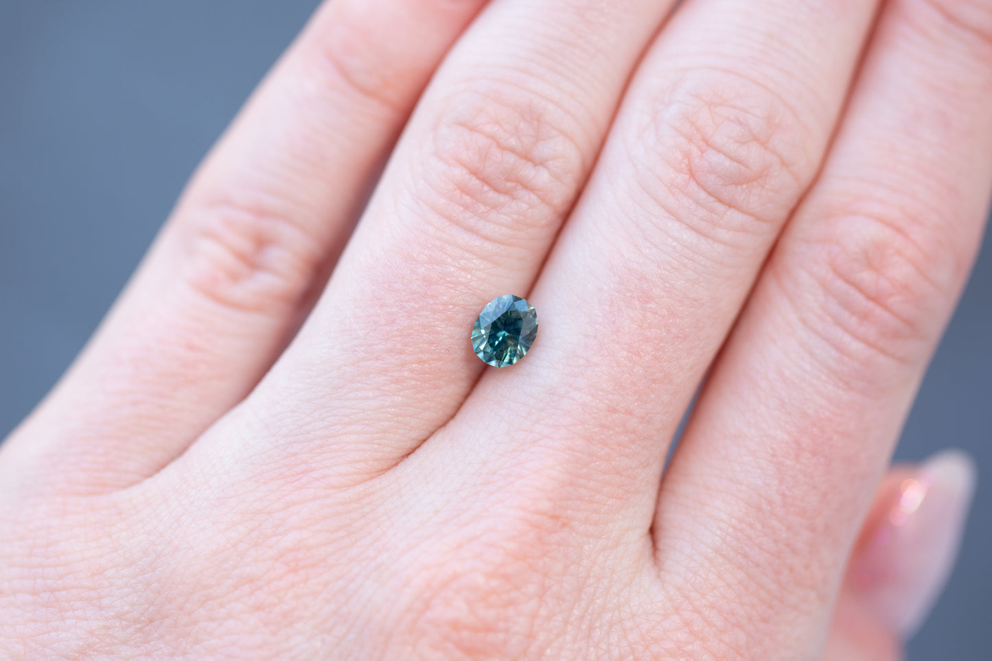 1.17ct Oval Aqua Teal Parti Sapphire - Earth's Treasury