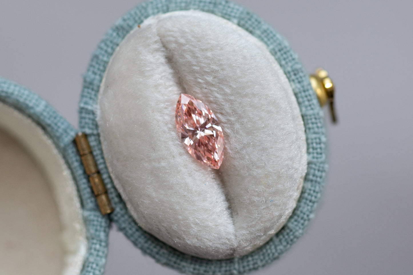 0.82ct Marquise Fancy Vivid Pink Lab Diamond, VVS2