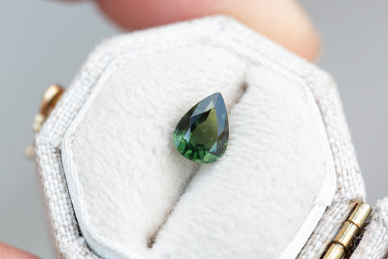 .89ct pear green sapphire