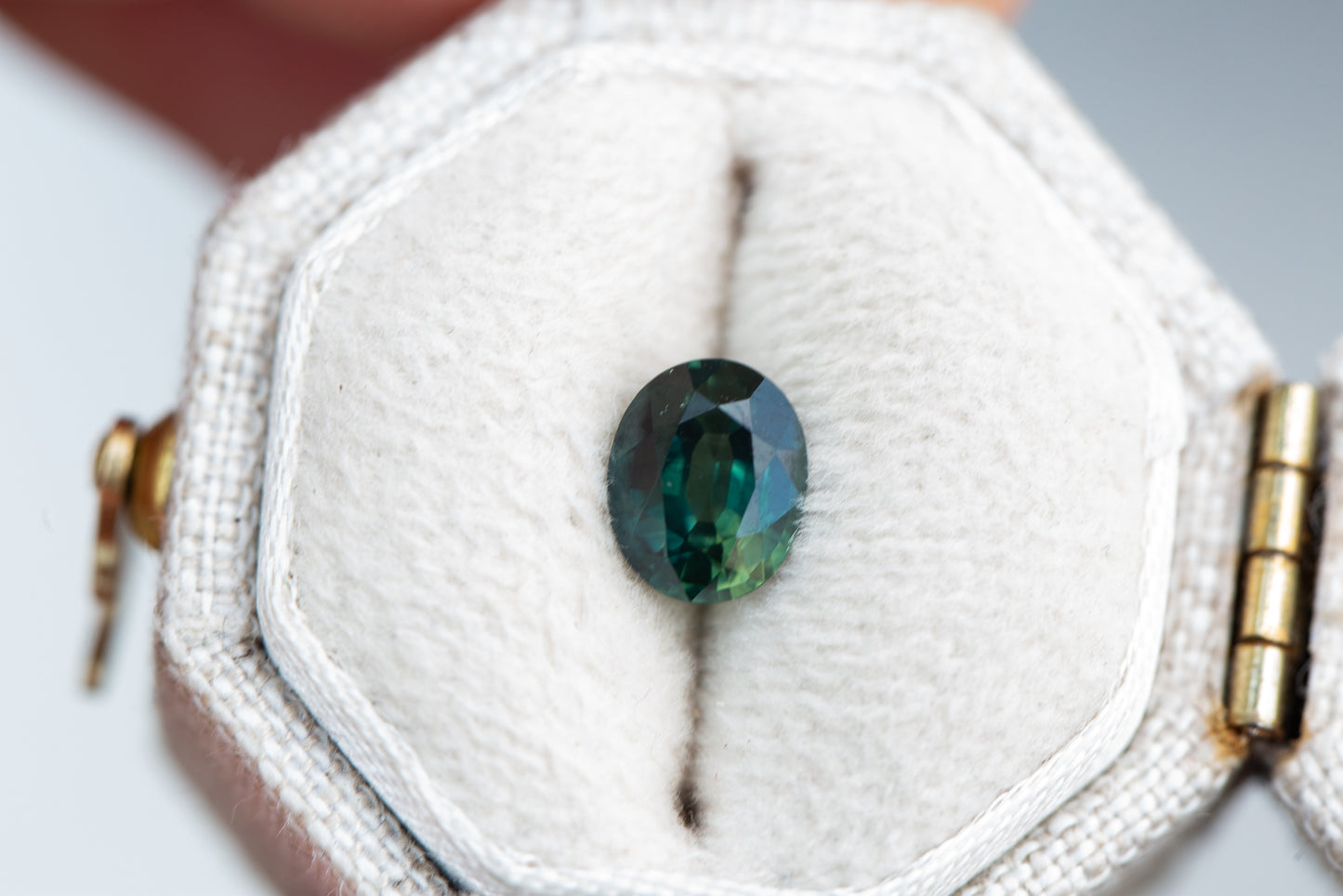 1.14ct oval blue green sapphire