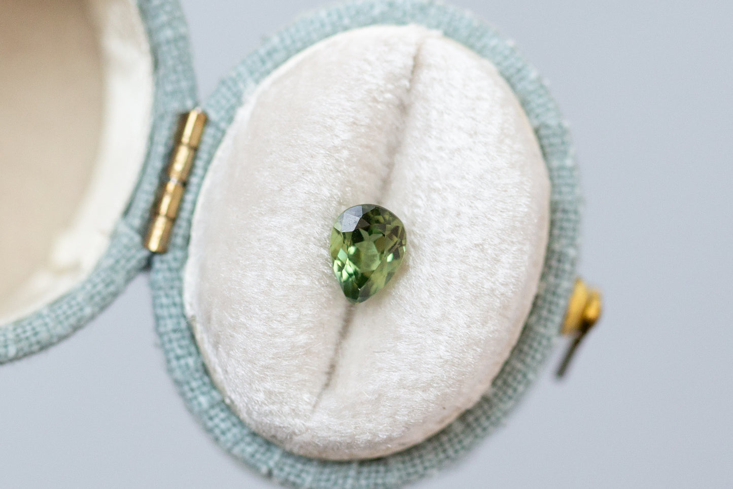 0.98ct Pear Green Sapphire