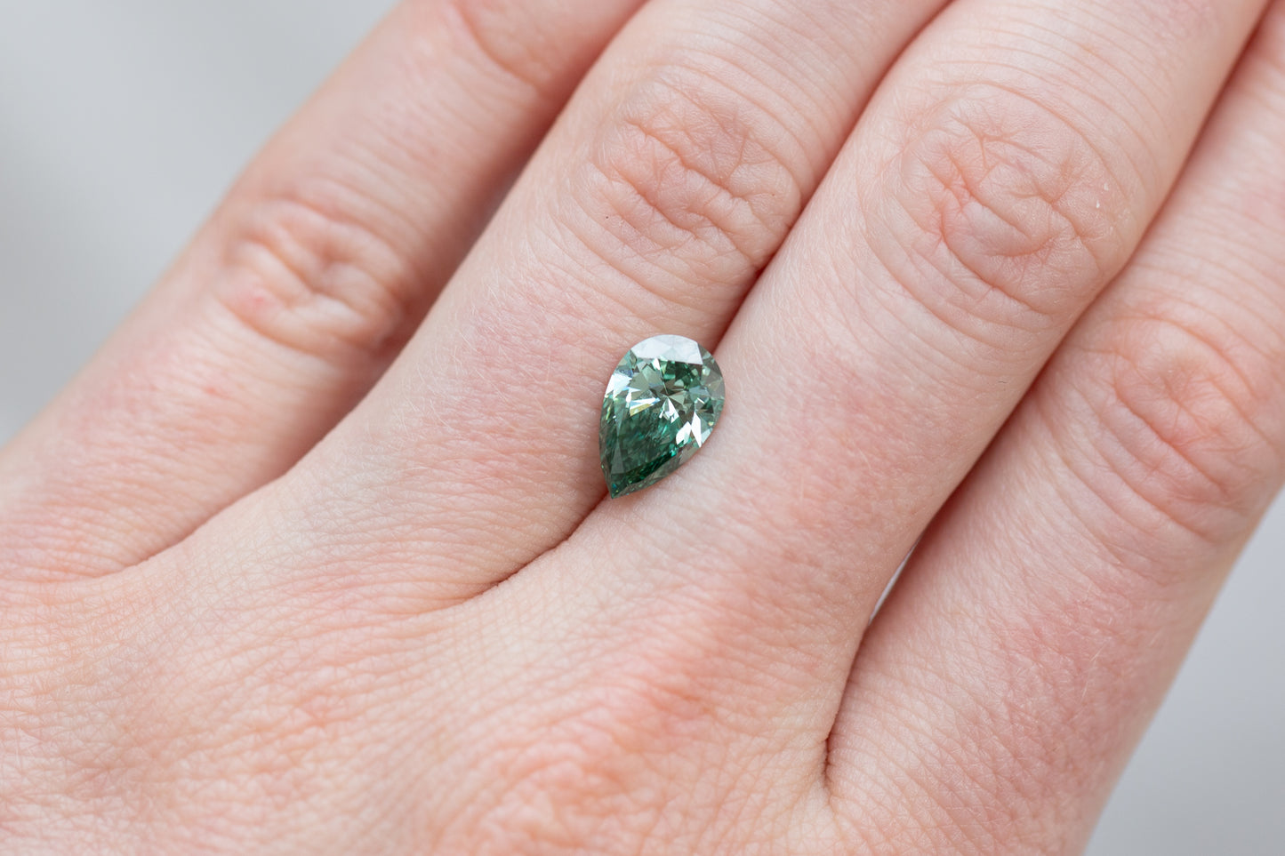 2.01ct Pear Fancy Vivid Green Lab Diamond, VS1