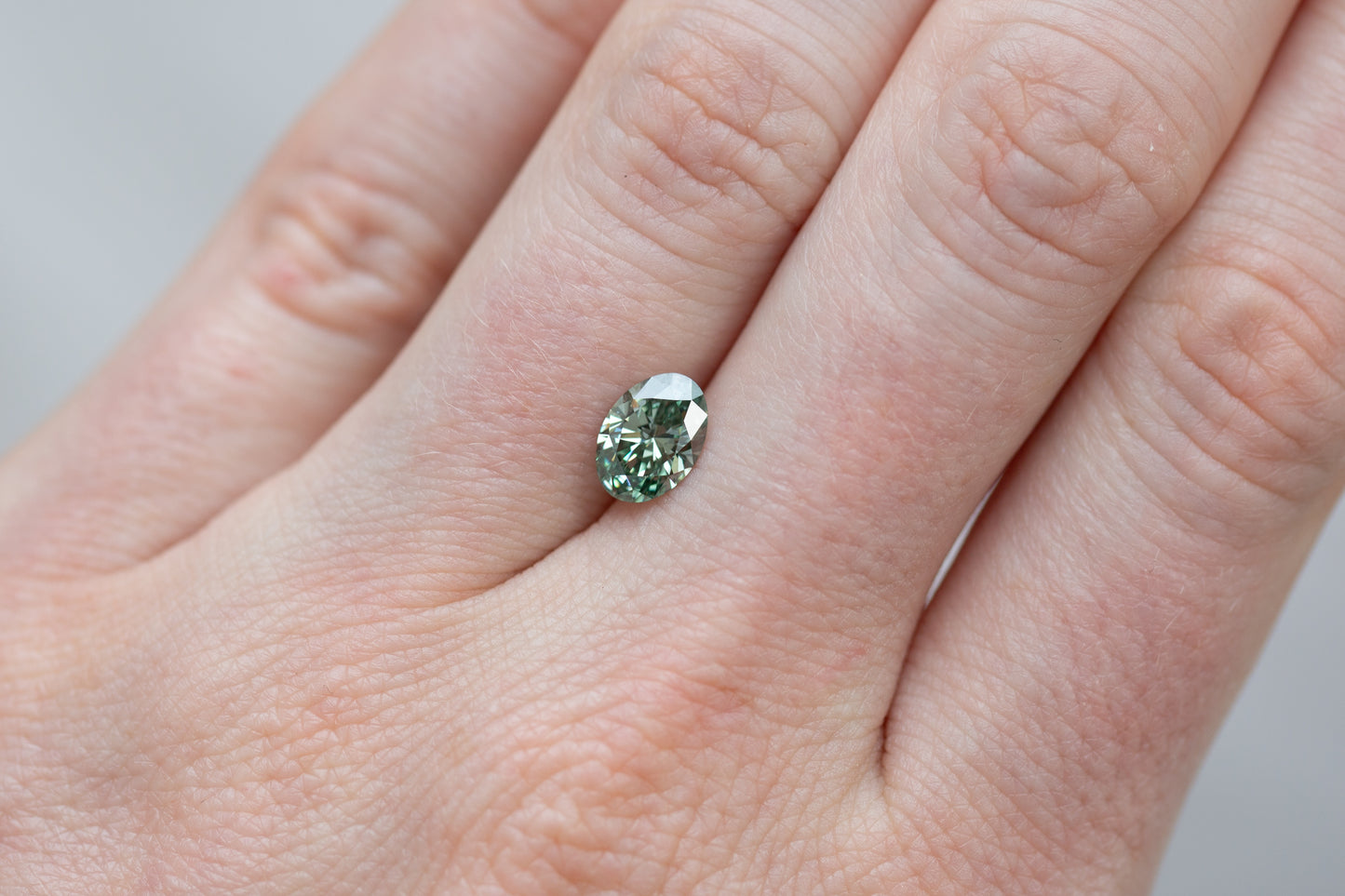 1.07ct Oval Fancy Vivid Green Lab Diamond, VVS2