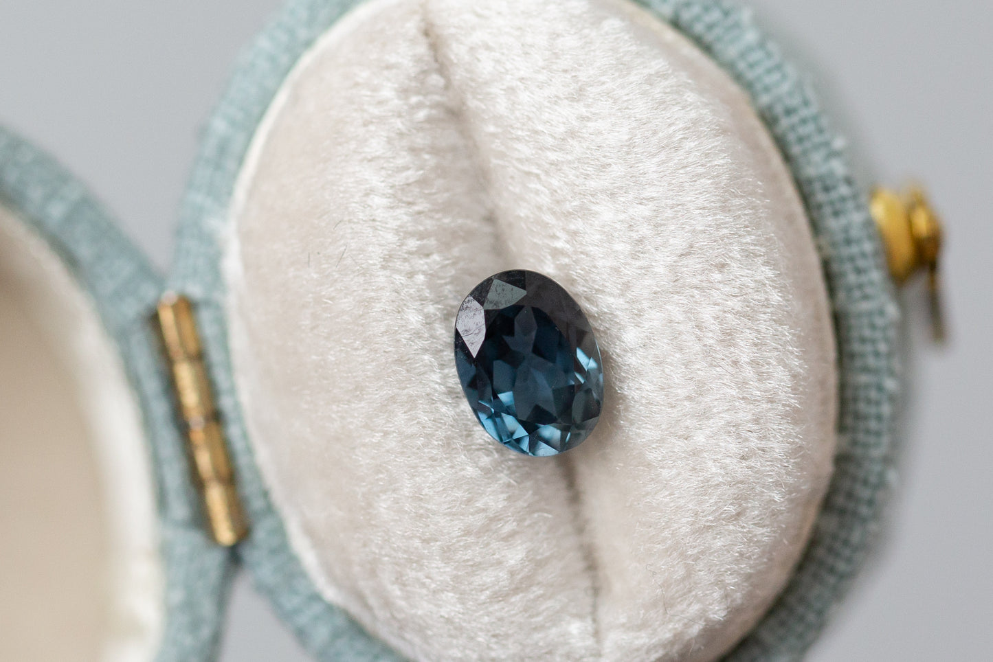 1.30ct Oval Teal Sapphire