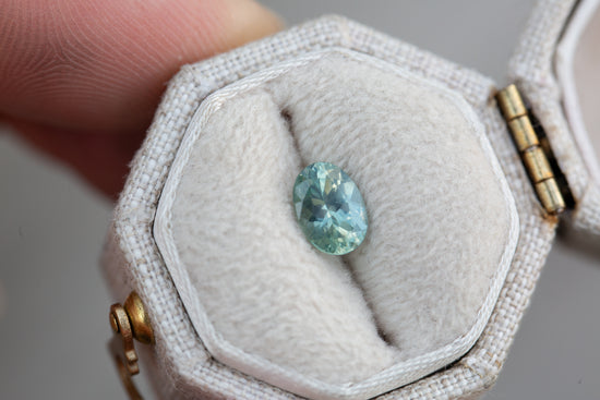 Load image into Gallery viewer, .93ct oval teal sapphire
