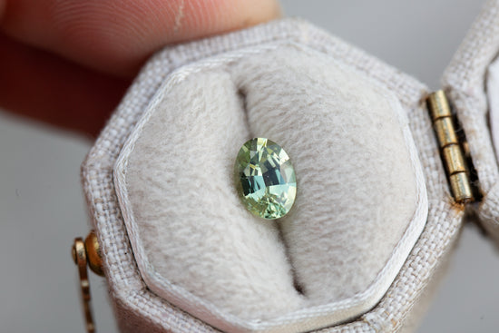 .95ct oval light green sapphire