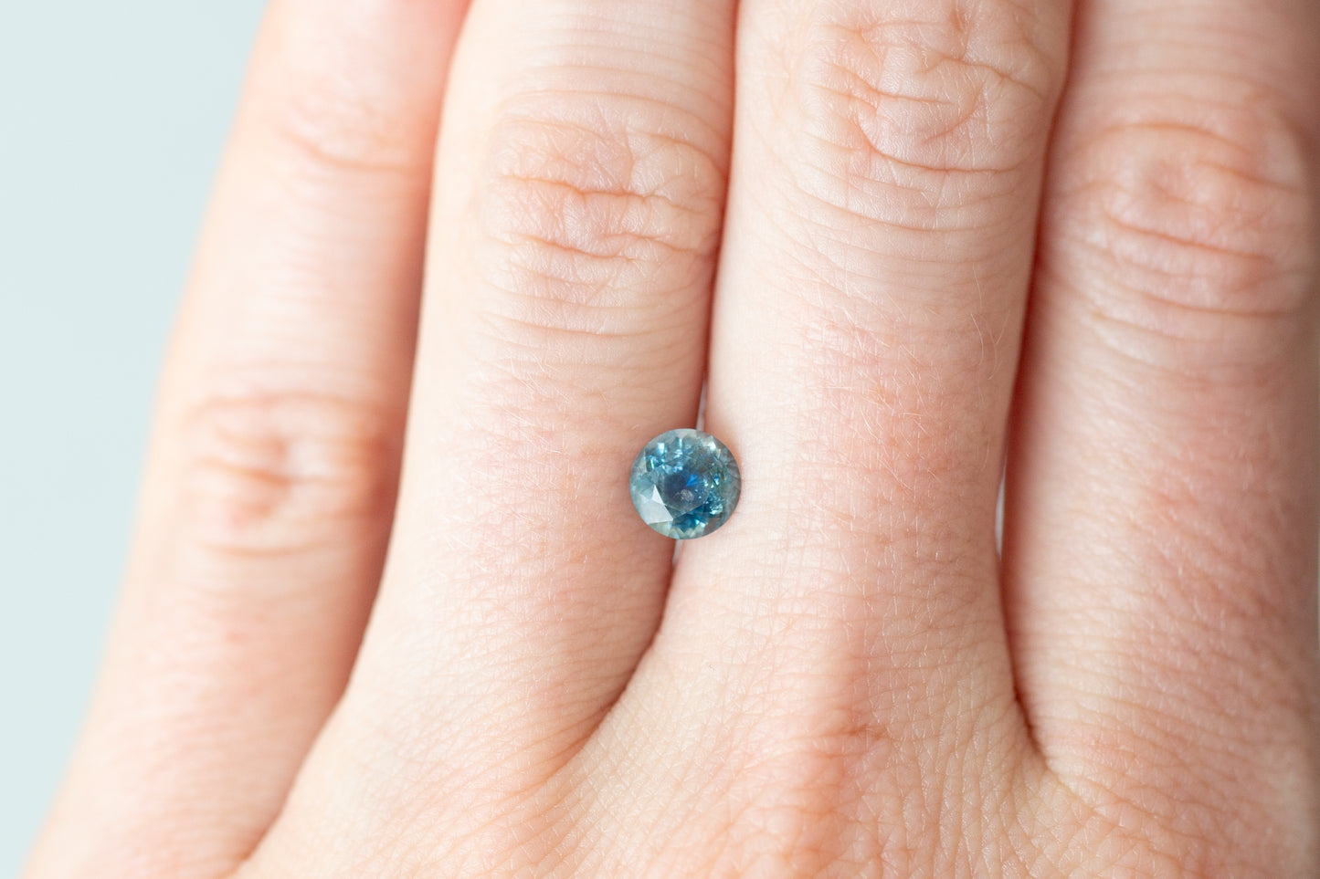 1.10ct Round Teal and Blue Sapphire