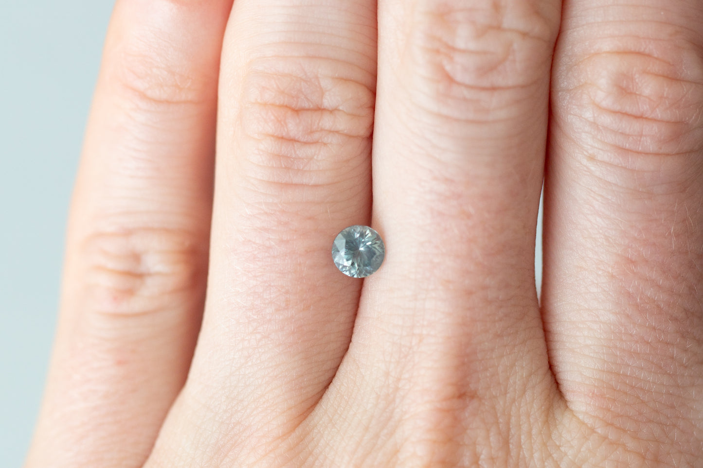 0.81ct Round Aqua Gray Sapphire