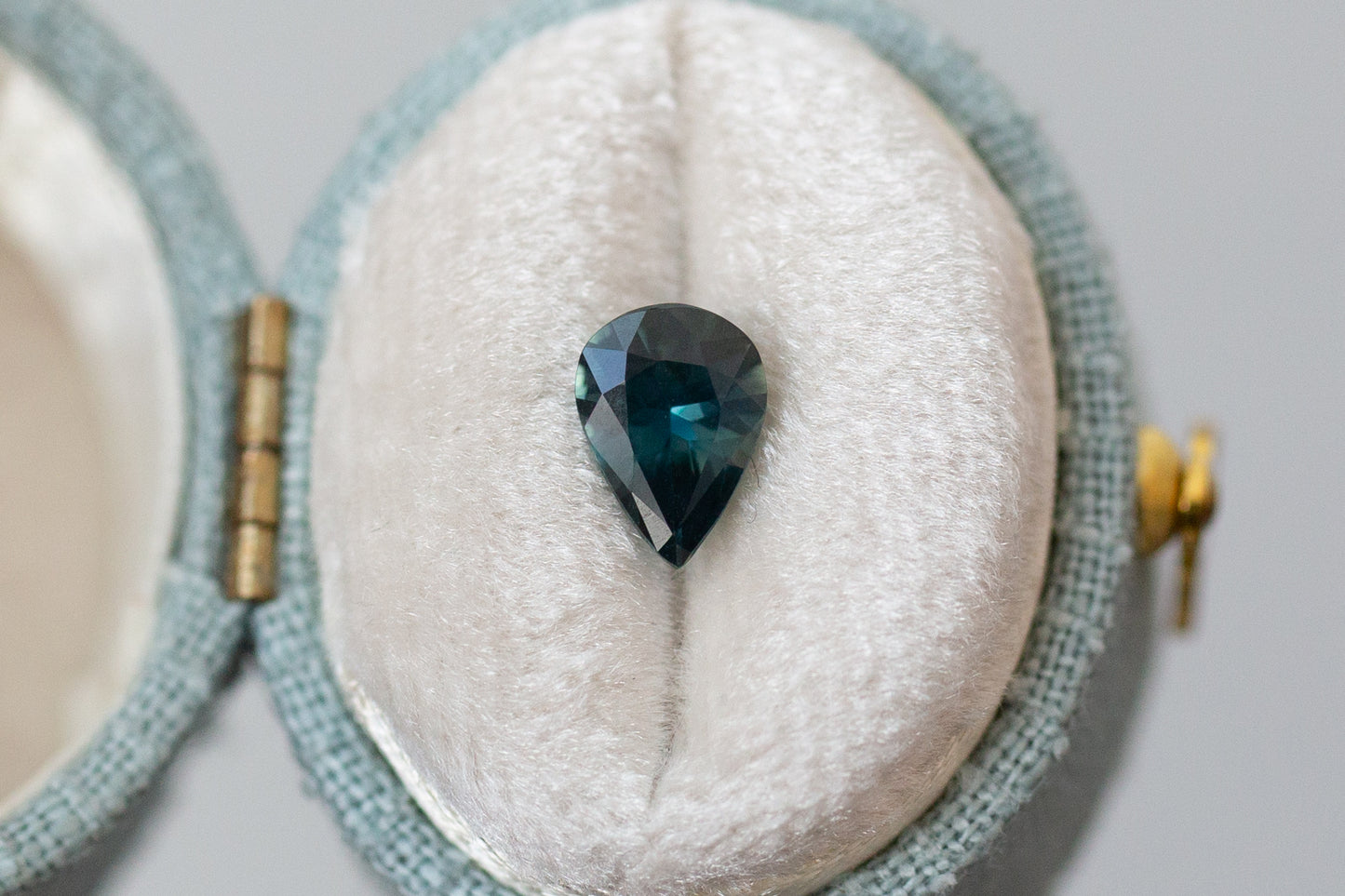 1.06ct Pear Teal Sapphire