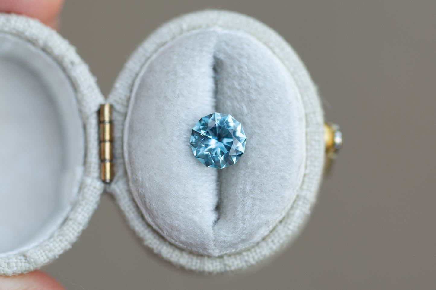 1.53ct Round Teal Sapphire