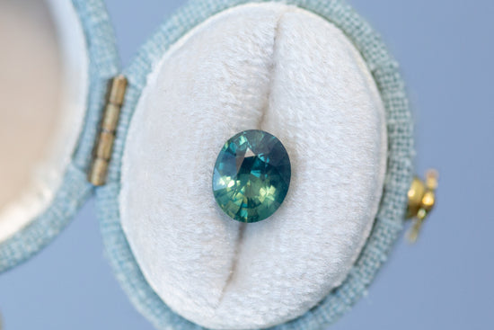 2.04ct Yellowish Green Blue Sapphire