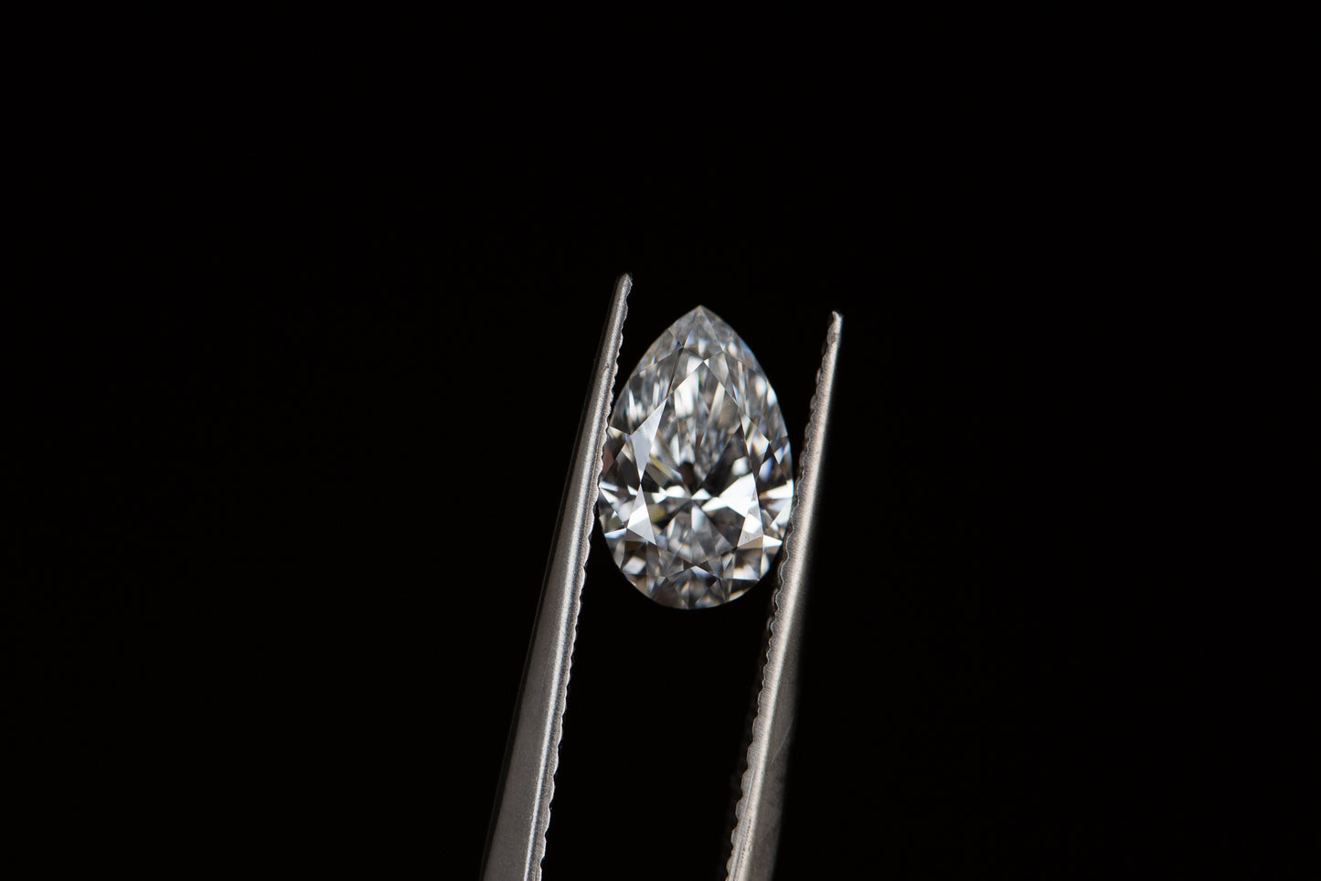 Load image into Gallery viewer, 1.21ct pear lab diamond, E/VVS2
