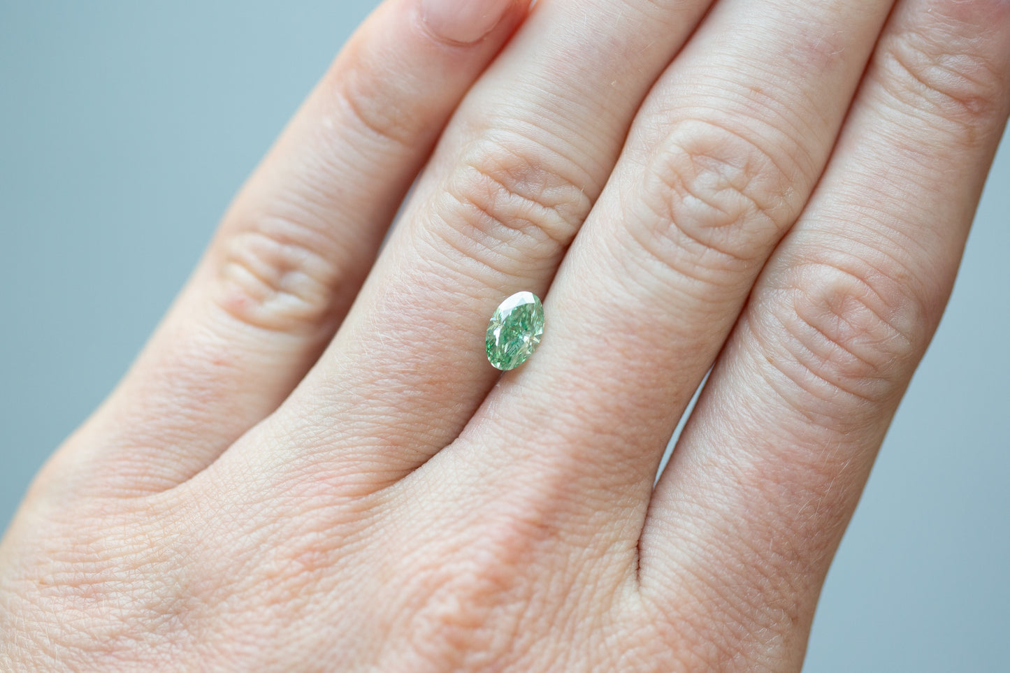 1.20ct Oval Fancy Vivid Green Lab Diamond, VVS1