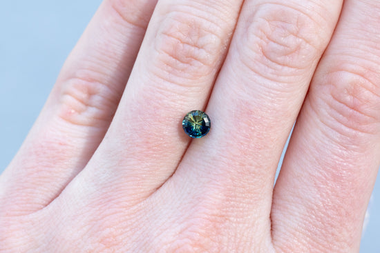 1.13ct Round Blue Green Yellow Parti Sapphire- Starbrite cut by John Dyer