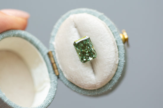 2.72ct Radiant Fancy Vivid Green Lab Diamond, VS1