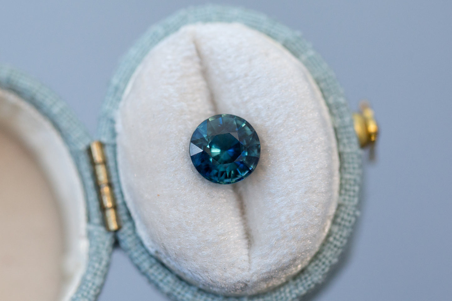 2.16ct Round Teal and Blue Sapphire