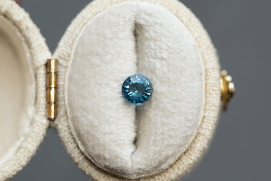 0.60ct Round Blue Teal Sapphire