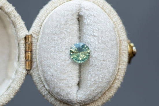 0.71ct Round Green Teal and Yellow Sapphire