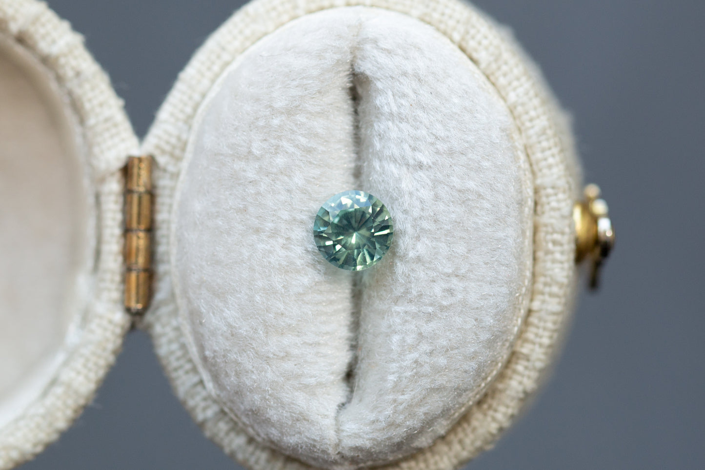 0.67ct Round Seafoam Green Sapphire