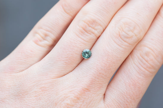 0.64ct Round Teal Sapphire