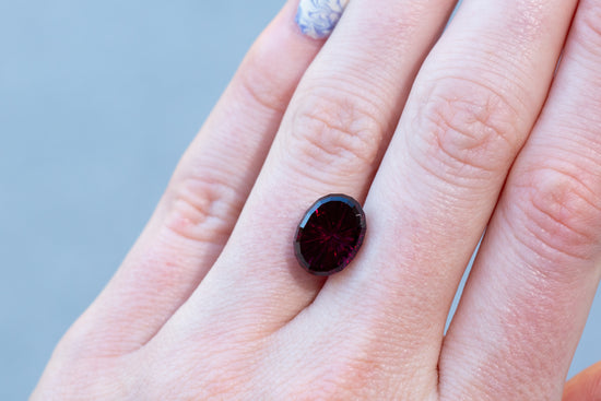 6.31ct Oval Rhodolite Garnet - Starbrite Cut by John Dyer