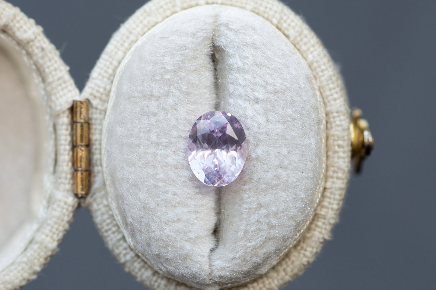 1.60ct Oval Pinkish Purple Sapphire