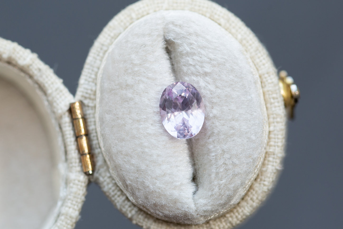 1.60ct Oval Pinkish Purple Sapphire