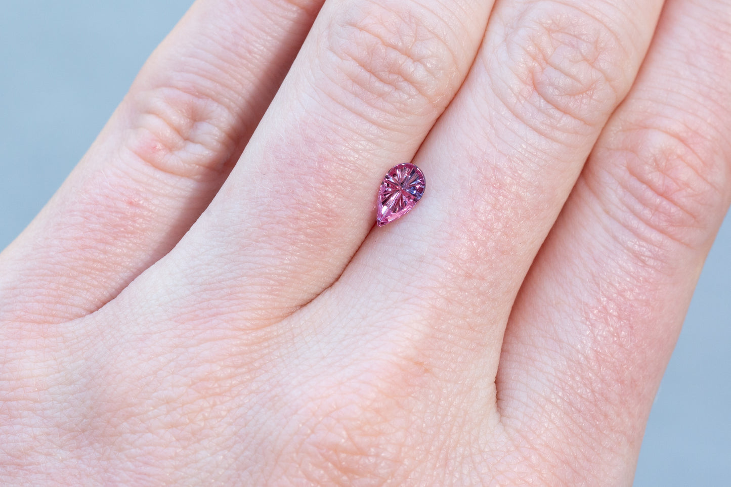 0.47ct Pear Pink and Blue Parti Sapphire - Starbrite Cut by John Dyer