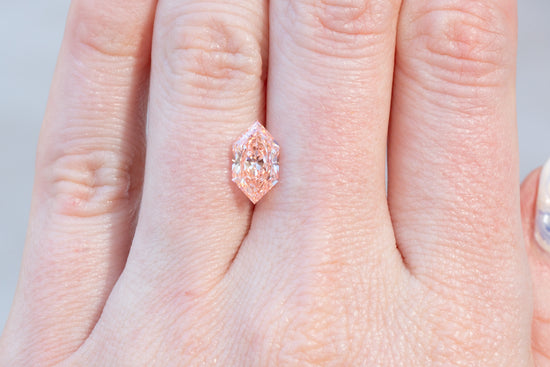 2.02ct Elongated Hexagon Fancy Vivid Pink Lab Diamond, VVS2