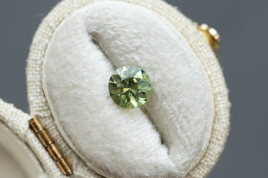 1.18ct Round Vibrant Yellowish Green Sapphire