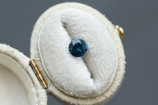 1.01ct Round Blue Teal Sapphire